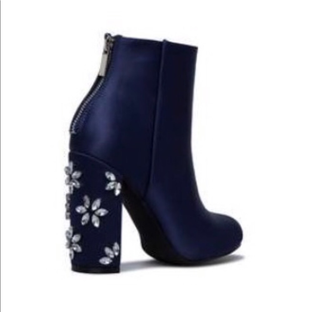 Shoe Dazzle Booties